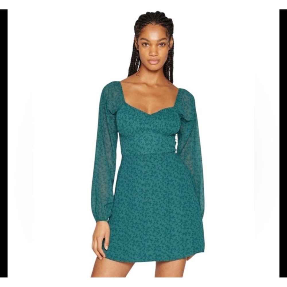 Hollister Floral Sweetheart‎ Dress Large Green Long Sleeve Milkmaid Smocked Back